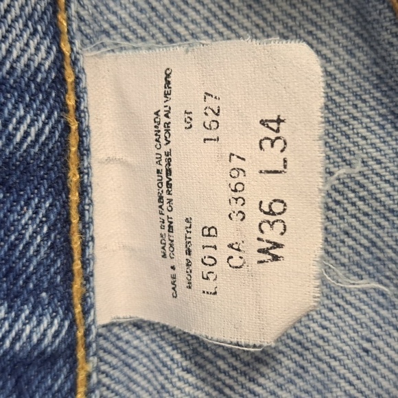 Vintage 90s Levi's 501 Women's Light Wash straight leg distressed fade jeans - Picture 7 of 7